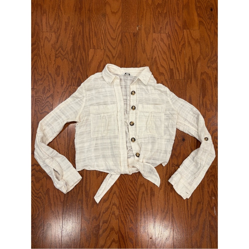 Express White Textured Tie-Front Blouse – Size Small
